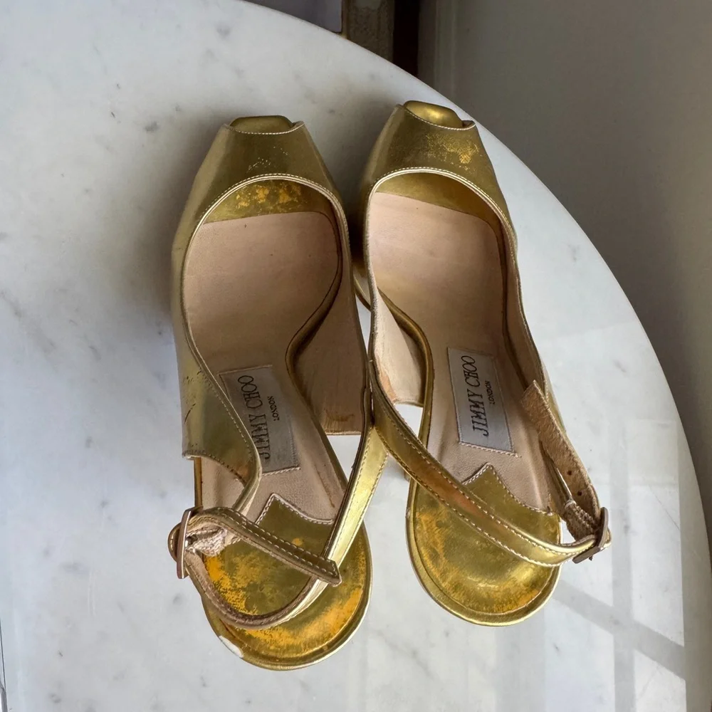 Jimmy Choo Gold High Heeled Slingback Pumps - Picture 4 of 7
